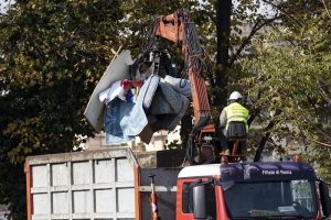 Roma, ruspe in azione per lo sgombero del centro Baobab4