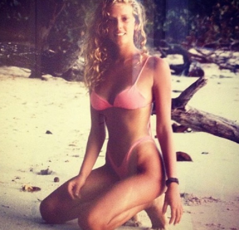 Alessia Marcuzzi a sedici anni, la foto pubblicata su Instagram