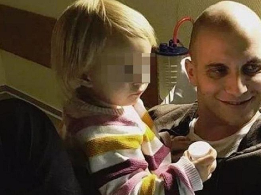 Andrea Bizzotto, papà malato di cancro scrive un libro per la figlia: "Così saprai chi ero"