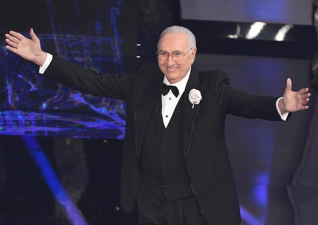 Pippo Baudo rivela: "A letto con le gemelle Kessler"