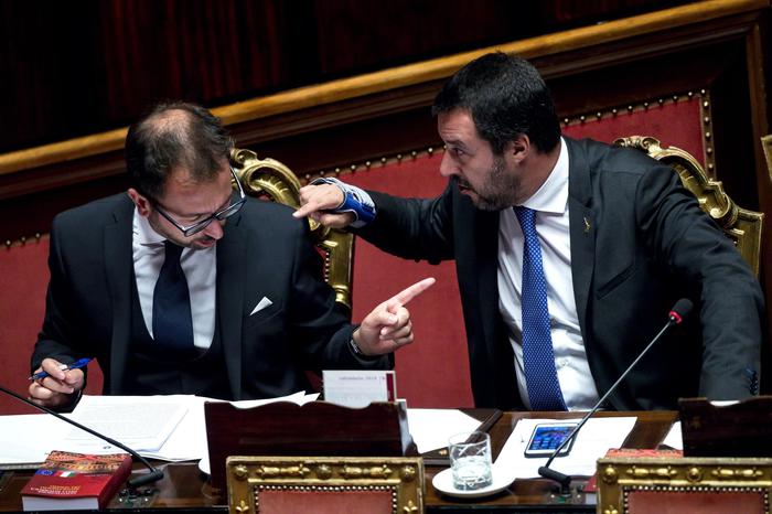 Prescrizione, l'accordo M5S-Lega: stop dopo prima sentenza, ma prima la riforma "epocale" dei processi (nella foto Bonafede e Salvini)