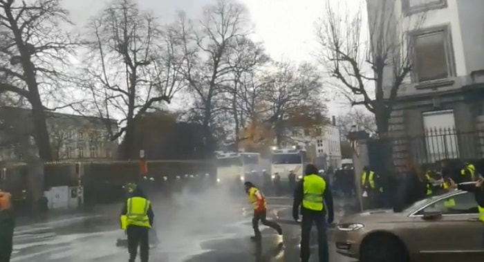 Gillet gialli Bruxelles