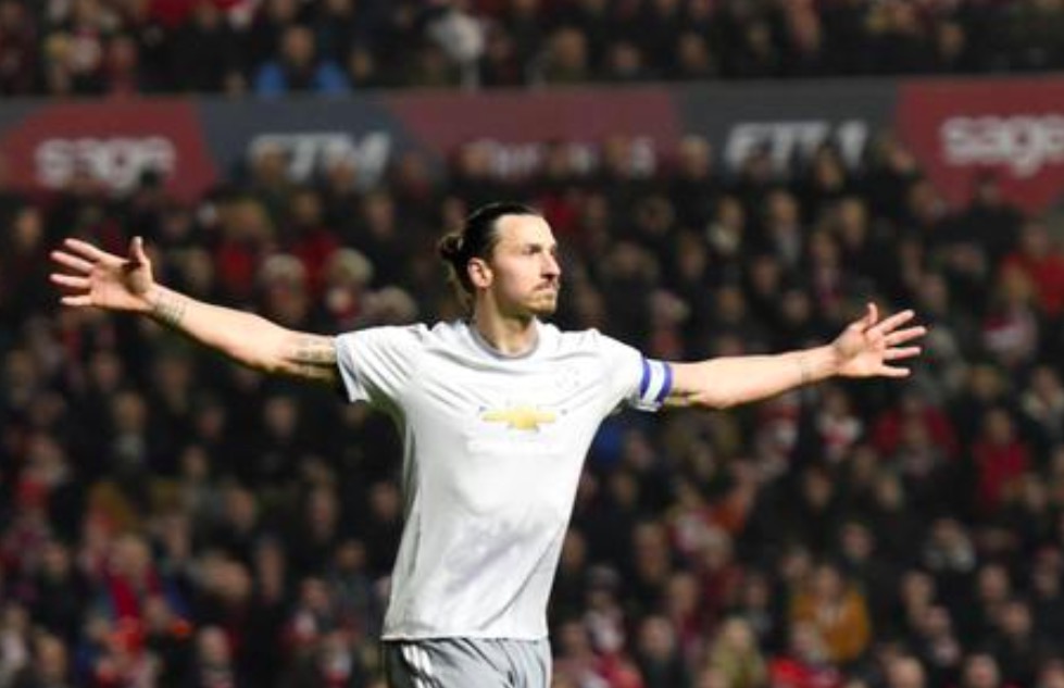 Calciomercato, Zlatan Ibrahimovic vuole il Milan: è disposto ad accettare 6 mesi di contratto