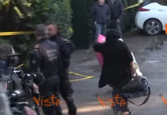 Casamonica sarcasmo donna sgomberata