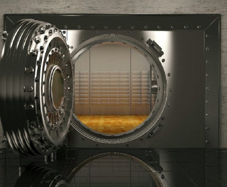 Lecce, assalto di notte al caveau della banca. Ma i ladri lasciano il bottino e scappano