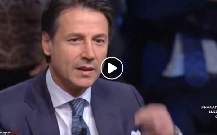 Giuseppe Conte e il senso delle sproporzioni: "Stanno votando negli Usa, non voglio interferire"