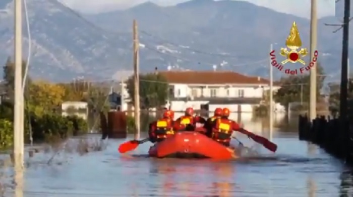 maltempo fiume crati