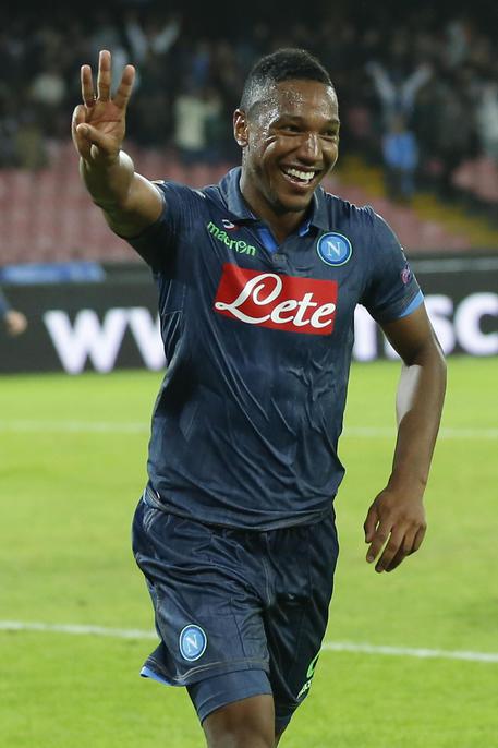 Jonathan De Guzman accusa Giuntoli: "Mi ha dato un pugno in faccia, che rissa prima di lasciare il Napoli..."