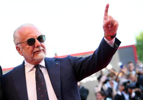 De Magistris: "De Laurentiis è un tirchio, per lo stadio non ha cacciato un euro..."