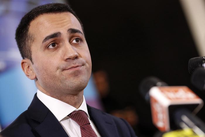 Di Maio è diverso da tutti noi per 3 ragioni: riso perenne, bugie in Dna e...