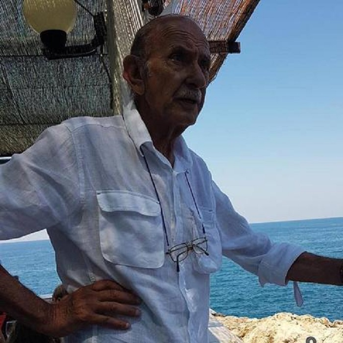 Papà Di Battista difende papà Di Maio: "Il nero è bello e serve. Il marrone invece..."