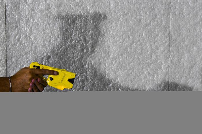 milano taser polpastrello