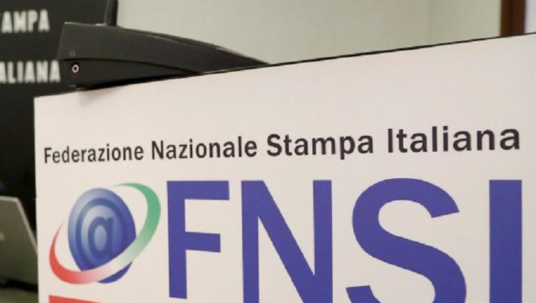 "Giù le mani dall'informazione", il flash mob contro il bavaglio alla stampa