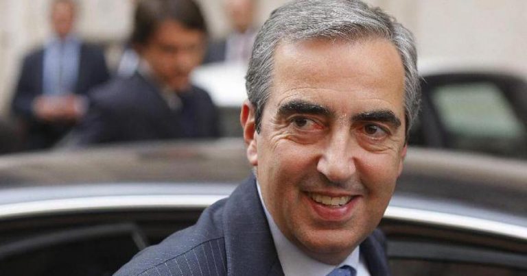 Parlamento sacro: il tweet di Maurizio Gasparri (nella foto) diffuse attacco a Saviano
