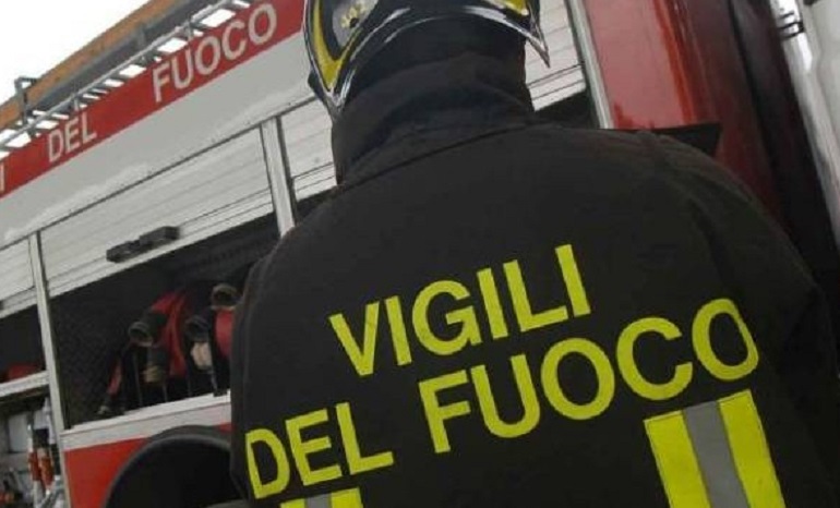 Dueville (Vicenza): incendio in ditta di verniciatura: nessun ferito (foto d'archivio Ansa)