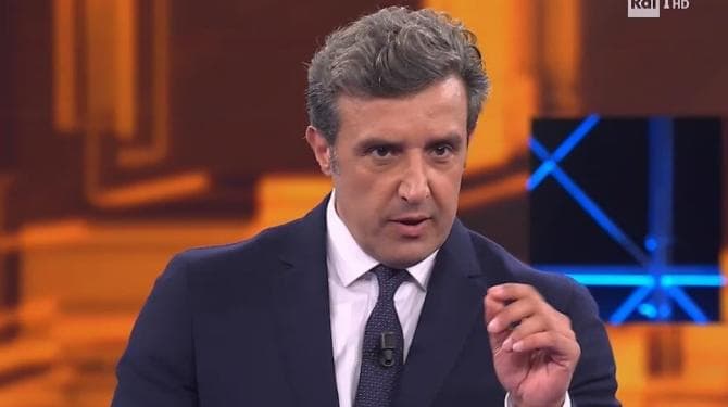 L'Eredità, la concorrente Giulia gela Flavio Insinna. Così ha risposto su Lucio Battisti