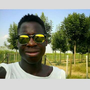 Henzy Kazim, giocatore di rugby di 19 anni, scomparso da Mira (Venezia). Appello dei genitori