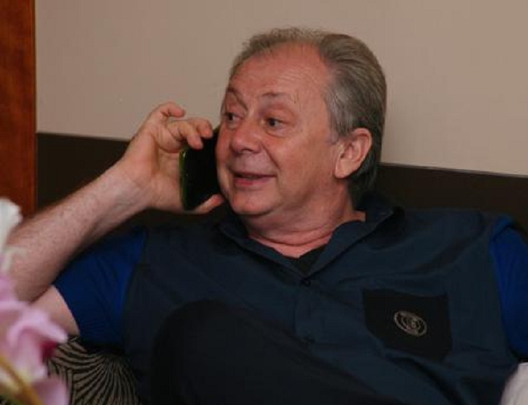 Lele Mora: "Fabrizio Corona? Certo che ci fu qualcosa. Dettagli? Riempie bene la bocca..." (foto Ansa)