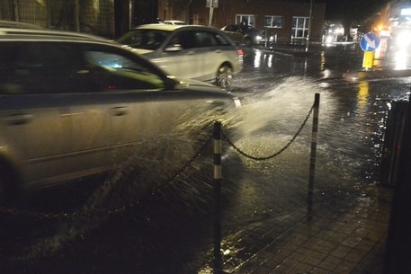 Maltempo, scuole chiuse martedì 20 novembre in Sardegna e Campania