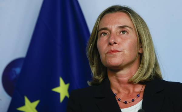 Global compact, Salvini dice no, Mogherini sì. Dopo il Fiscal c'è paura