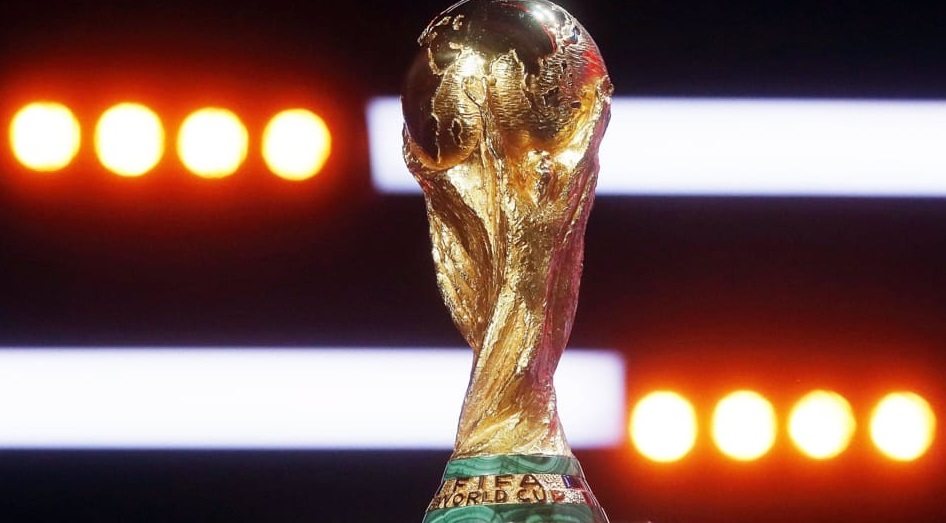 Mondiale a 48 squadre, Infantino spiega la formula: "16 gironi da tre. Poi i sedicesimi e...". (foto Ansa)