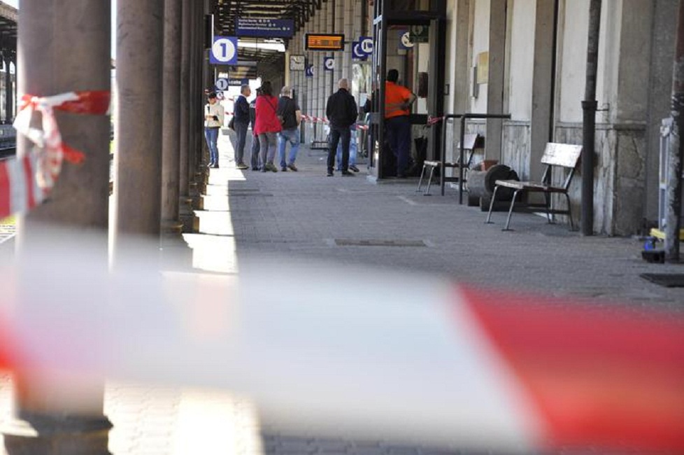 Centallo, 15enne trovato morto vicino ai binari della stazione