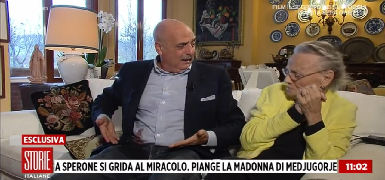 Paolo Brosio camicia insanguinata