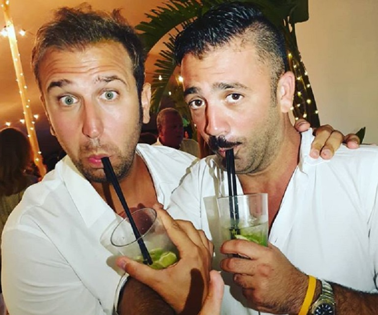 Jane Alexander, Pio e Amedeo: "Cosa a tre? Non siamo noi. Altrimenti mica stava senza stampelle"