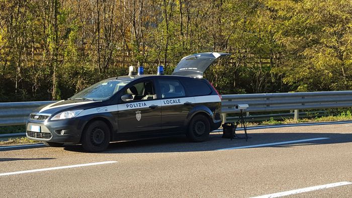 Roma: picchia la moglie in strada davanti al figlio minorenne. Arrestato moldavo