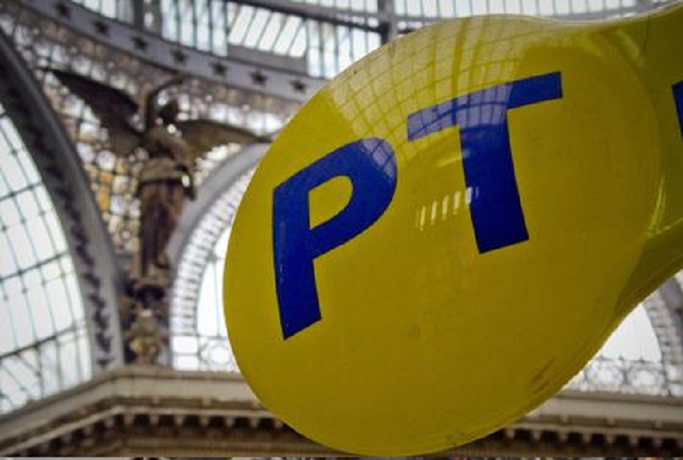 Poste Italiane: utile sopra 1 miliardo (+46%) nei primi 9 mesi del 2018 (foto Ansa)