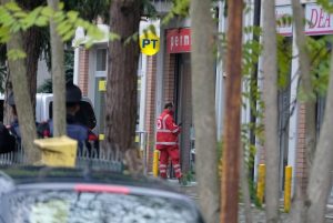 Pieve Modolena, Francesco Amato barricato in posta: carabinieri liberano gli ostaggi 3