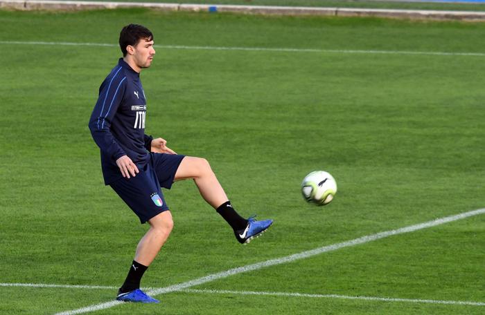 Milan, infortunio Romagnoli: Lesione della giunzione miotendinea del gemello mediale del polpaccio sinistro, 3-4 settimane di stop