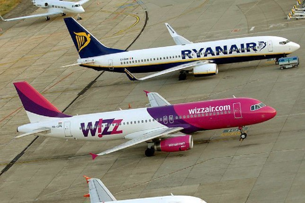 Ryanair e Wizz Air, Antitrust sospende supplemento bagaglio a mano