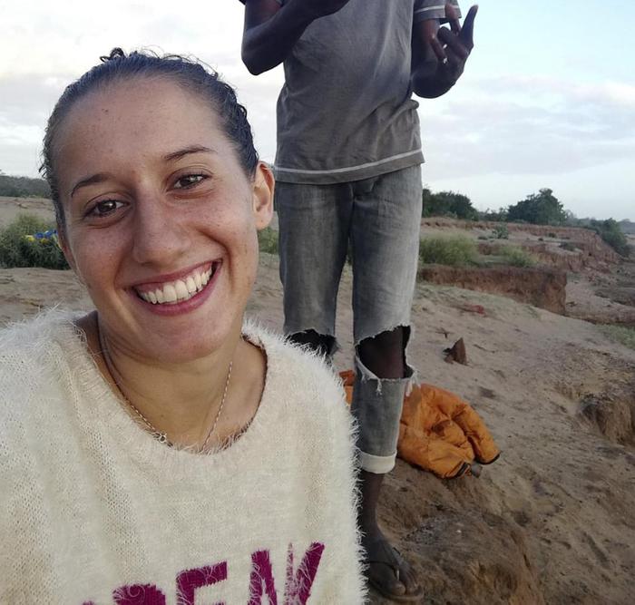 Silvia Romano è ancora viva: speranza per l'italiana rapita in Kenya