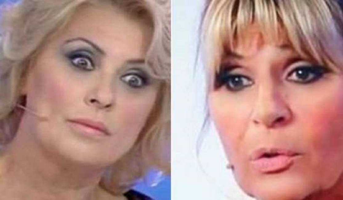 Uomini e Donne, Tina Cipollari tira per i capelli Gemma Galgani. Le separa Maria De Filippi