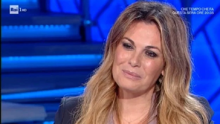 Vanessa Incontrada: "Ho la cellulite e le smagliature. Se non ti piaccio cambia canale"