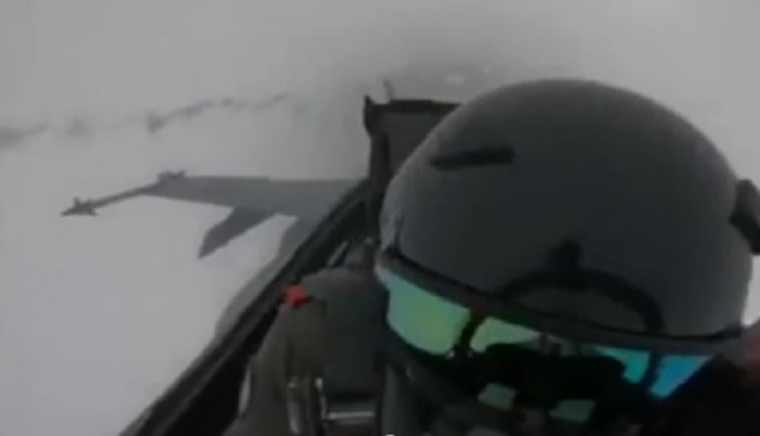 Jet guerra Kuwait fulmine