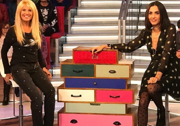 Maria Teresa Ruta ricorda il tentato stupro del 1977: "Mi hanno strappato i lobi delle orecchie"