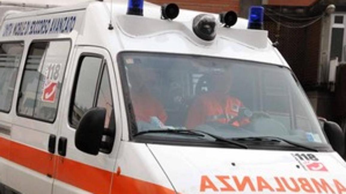 Vado Ligure, ragazza di 18 anni si dà fuoco nel parcheggio. Come il padre 5 anni fa