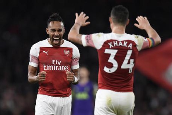 Arsenal: Aubameyang, Ozil, Lacazette e altri beccati ad assumere "hippy crack"