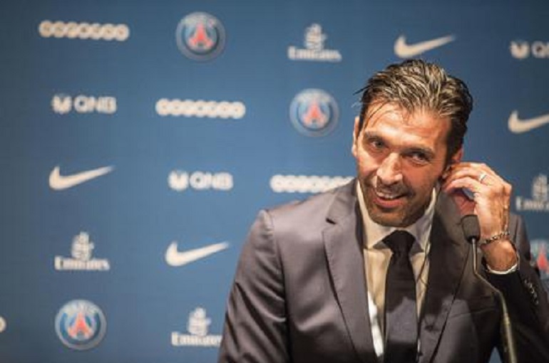Gigi Buffon: "Mi sarebbe piaciuto giocare con Cristiano Ronaldo" (foto Ansa)