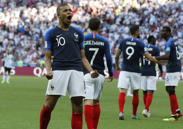 Calciomercato Juventus: Mbappé e James Rodriguez i sogni. Romero operazione concreta