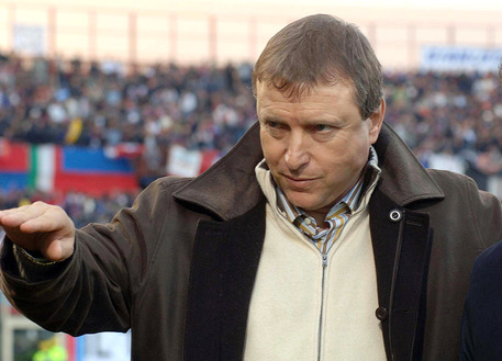 Catania, Pietro Lo Monaco minacciato: testa mozzata di maiale davanti allo stadio