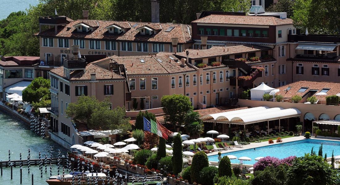 Lvmh acquisisce Belmond (2,6 mld $), hotel e viaggi di lusso dal Cipriani di Venezia all'Orient Express