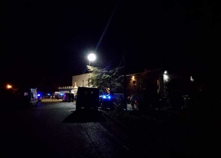 Discoteca Corinaldo, i testimoni: "Una persona incappucciata è salita su un cubo e ha spruzzato lo spray" (foto Ansa)