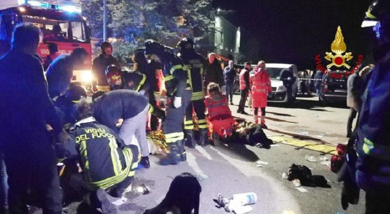 Discoteca Corinaldo, una testimone: "Mi sentivo soffocare. Una ragazza urlava: sto morendo" (foto Ansa)