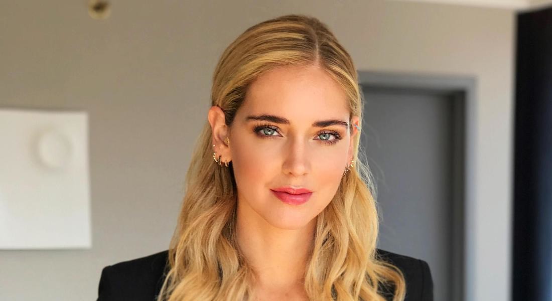 Chiara Ferragni attaccata: "La tata di tuo figlio è più madre di te"