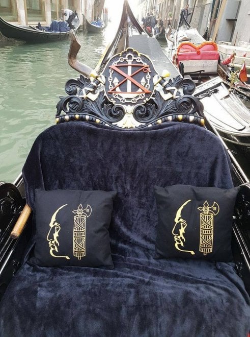 venezia gondola con profilo Mussolini