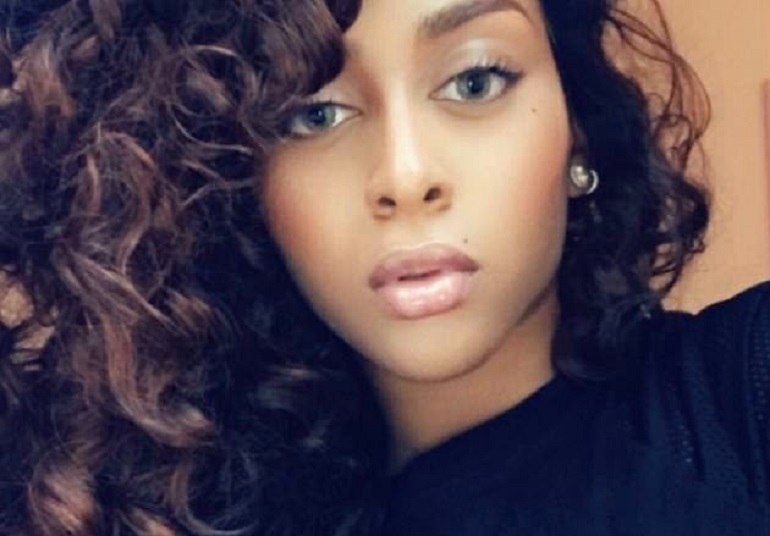 Jade, la studentessa 18enne che mette all'asta la verginità: "Ho grandi ambizioni"