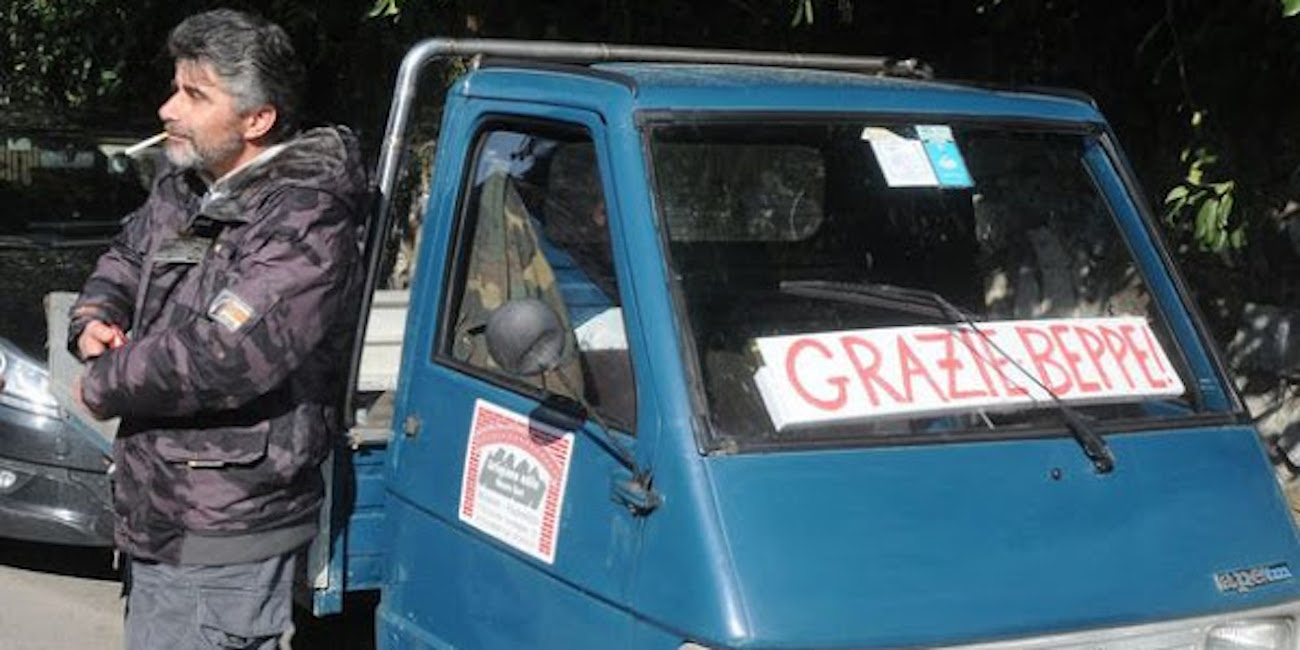 Vado Ligure, Mauro Sari chiese aiuto a Grillo e poi si diede fuoco. 5 anni dopo la figlia lo emula